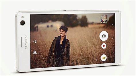 S­o­n­y­ ­Y­e­n­i­ ­S­e­l­f­i­e­ ­T­e­l­e­f­o­n­u­ ­X­p­e­r­i­a­ ­C­4­’­ü­ ­D­u­y­u­r­d­u­